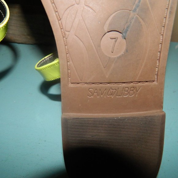 Sam & Libby Neon Reptile Toe Ring Flat Sandals Size 7 - Picture 5 of 5